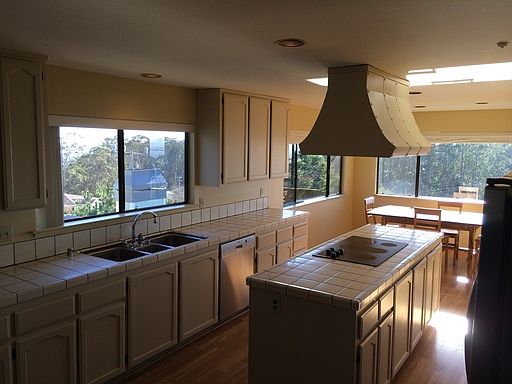 5th image of 630 El Granada Blvd