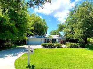 3795 Countryside Rd, Sarasota, FL 34233