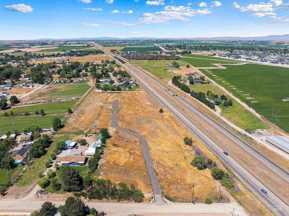 1st image of Willis Rd