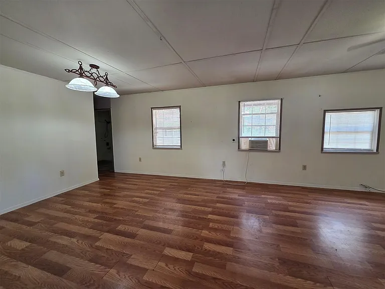 22884 Oakmont Dr — Photo 9