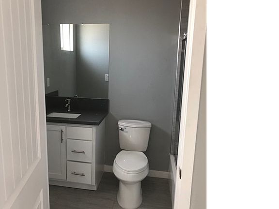 3rd image of 420 E 64th St