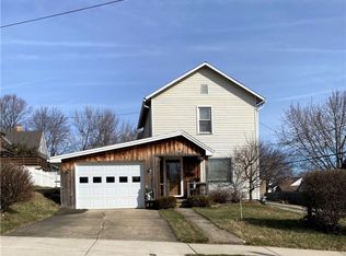114 Prospect St, Columbiana, OH 44408