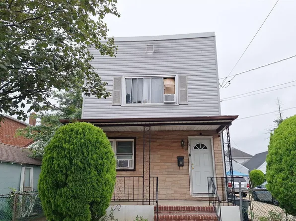 151 Lincoln Avenue, Mineola, NY 11501