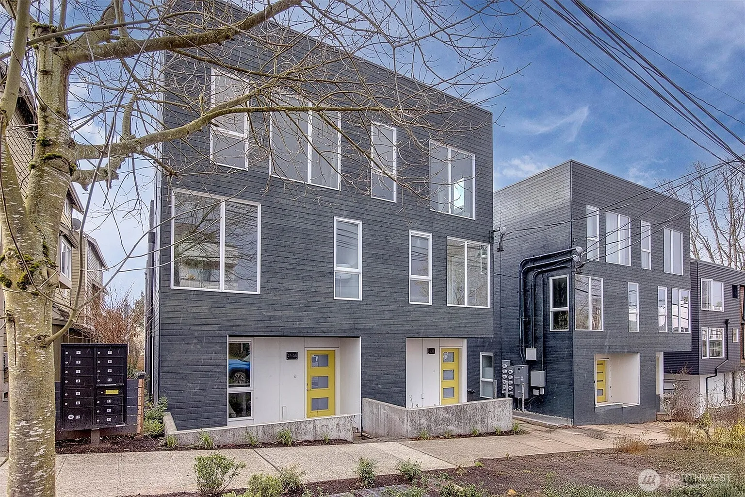 2713 E Yesler Way #B photo 1