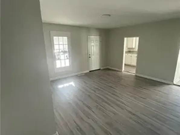 212 N Spring St, Winston Salem, NC