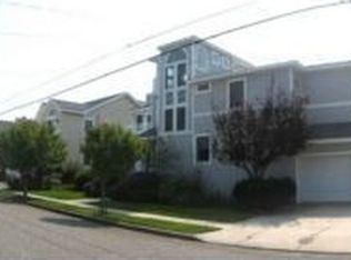 266 58th St, Avalon, NJ 08202