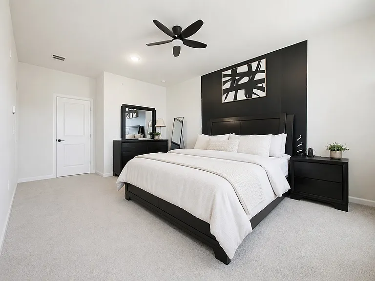 44 Leahy Dr — Photo 26
