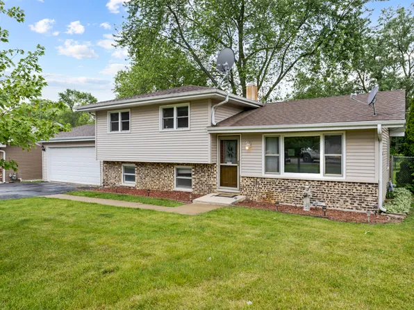 0N080 Prince Crossing Rd, West Chicago, IL 60185