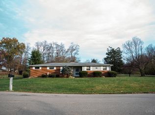 9590 O'Leary Dr, West Chester, OH 45241