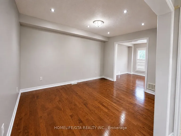 43 Snowy Owl Way — Photo 6