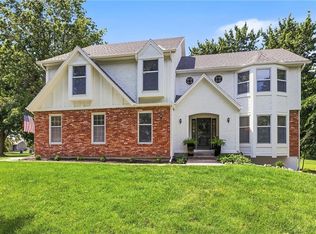 16720 Grandview St, Overland Park, KS 66085