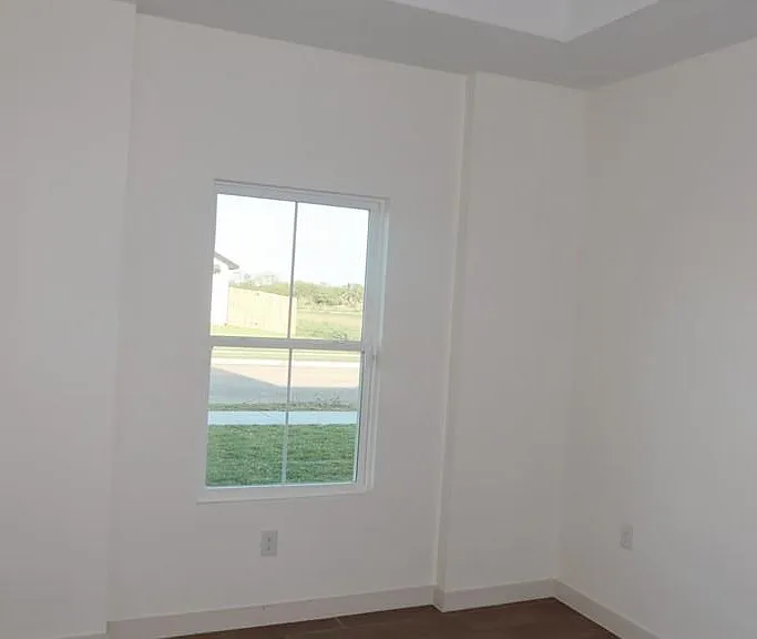 738 Foster Ln — Photo 10
