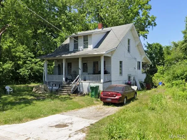 521 N 82nd St, East Saint Louis, IL 62203