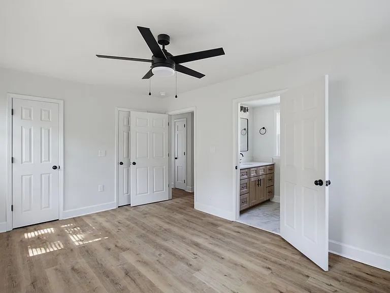 1370 Seminole Dr — Photo 19