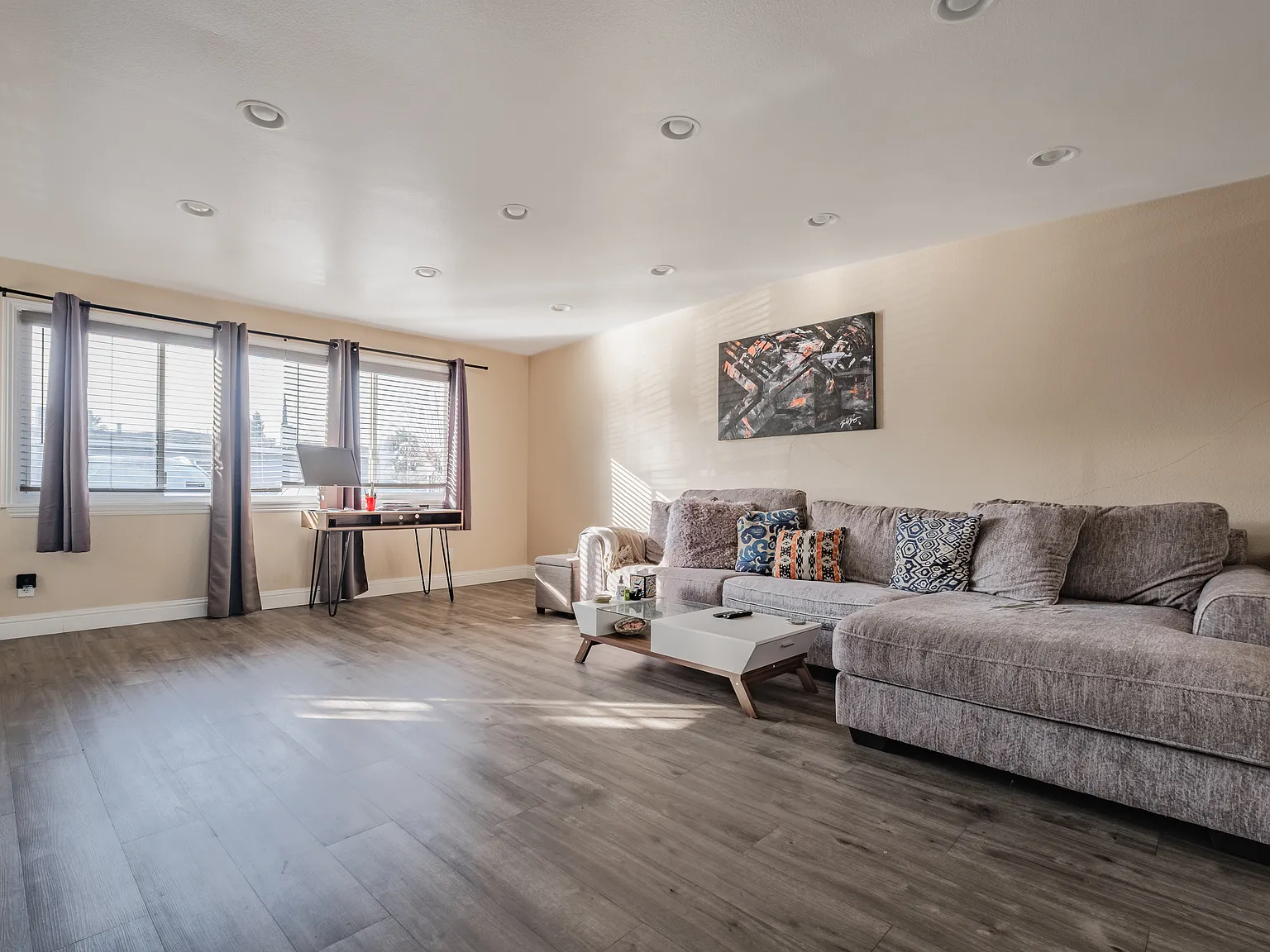 5 bed, 1746 sqft, $1,050 — Photo 4