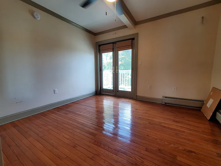 537 Islington St #2 — Photo 9