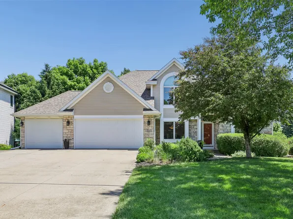 1025 SE Westwoods Dr, Waukee, IA 50263