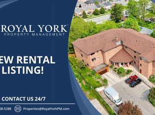 4 Albert St #206, Cambridge, ON N1R 3M4