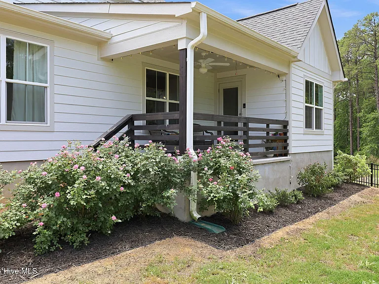 160 Falkirk Ct — Photo 46