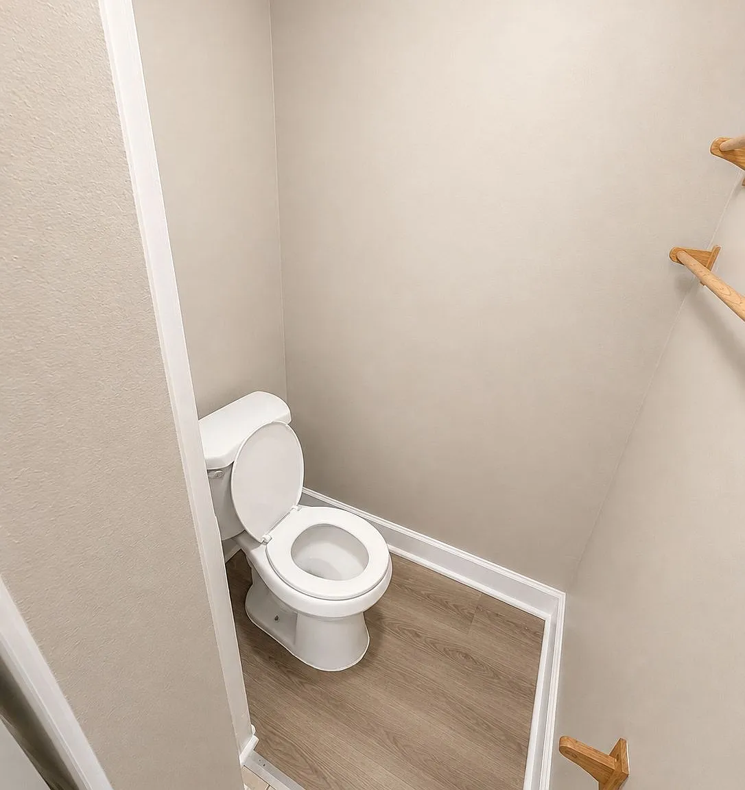 3 bed, $1,745 — Photo 4