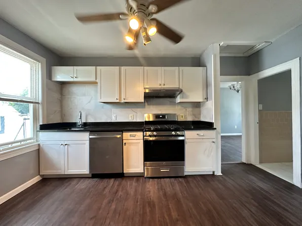 214 Pleasant St #3, Providence, RI 02906