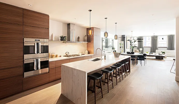 Sold by Compass | media 31