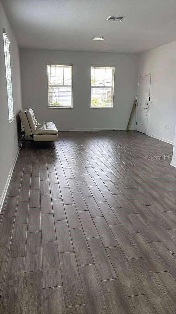 1 bed, 1.0 bath, 385 sqft, $1,500 — Photo 3