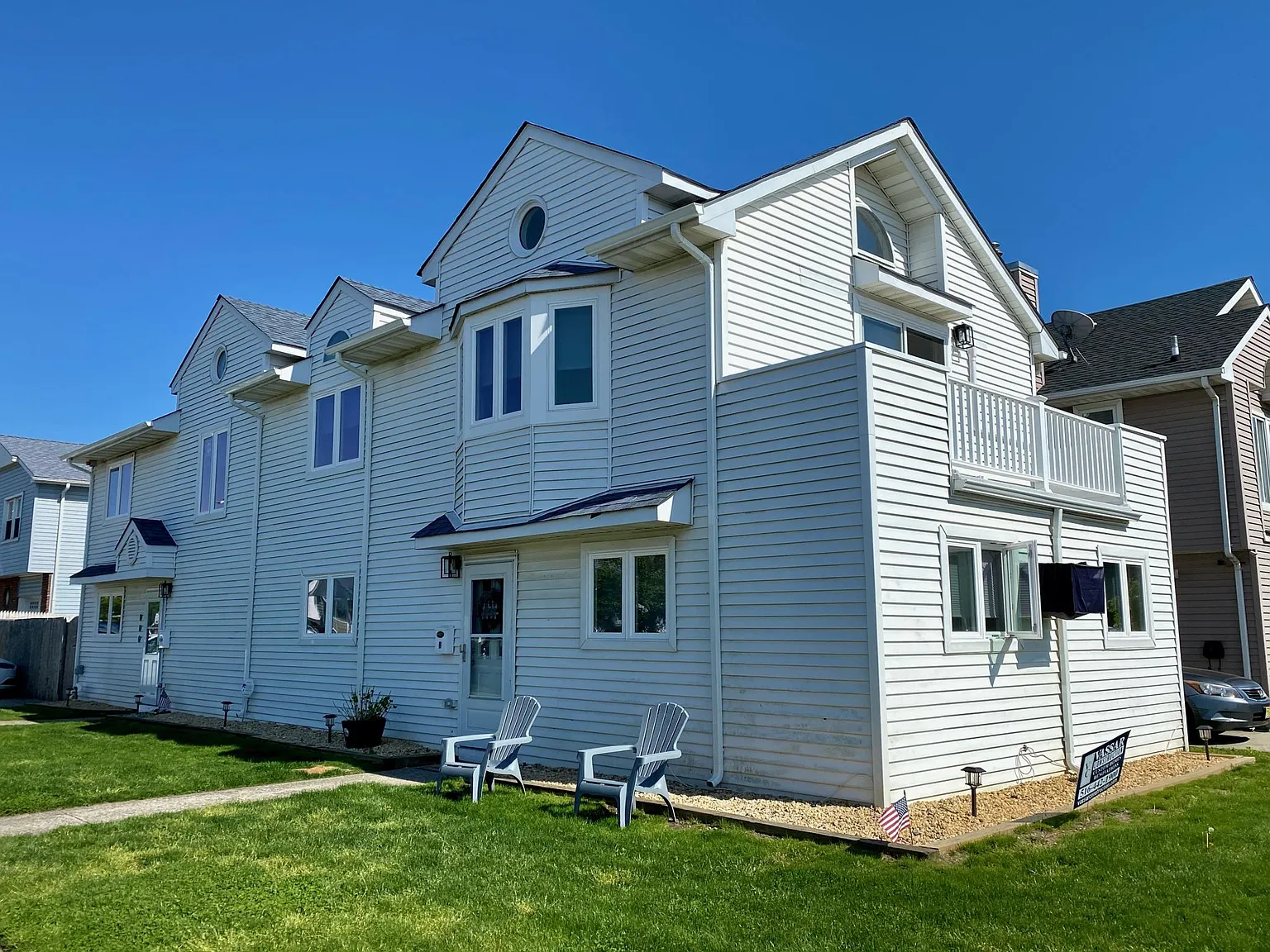 2 bed, 1250 sqft, $3,600 — Photo 1