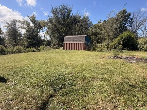 19201 Hopalong Trl, Novinger, MO 63559