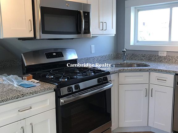 2nd image of 287 Beacon St #2T