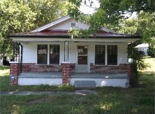 837 Cross Valley Rd, La Follette, TN 37766