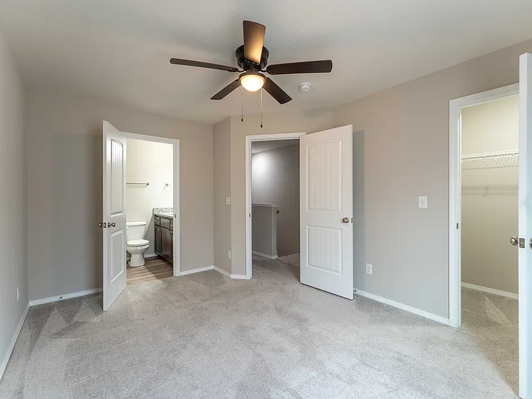 Oakwood Heights Townhomes — Photo 80