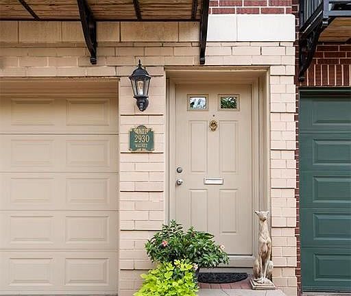 2nd image of 2930 Walnut St #7