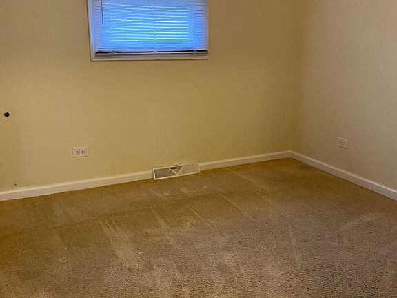 5th image of 119 W Rose St