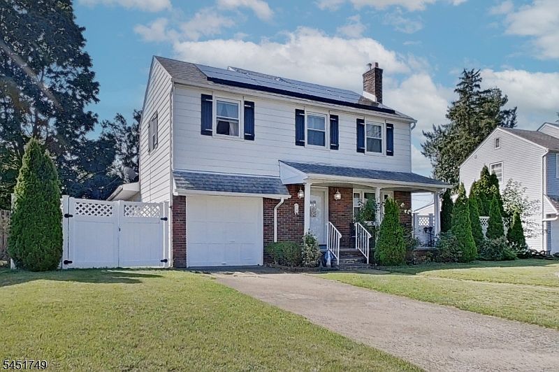 1st image of 112 Elmwood Dr