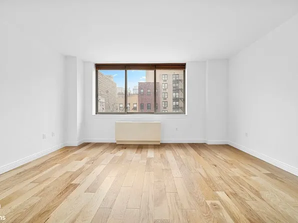 250 E 30th St APT 3C, New York, NY 10016