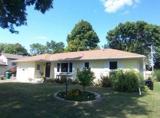 2504 E Main St, Mankato, MN 56001