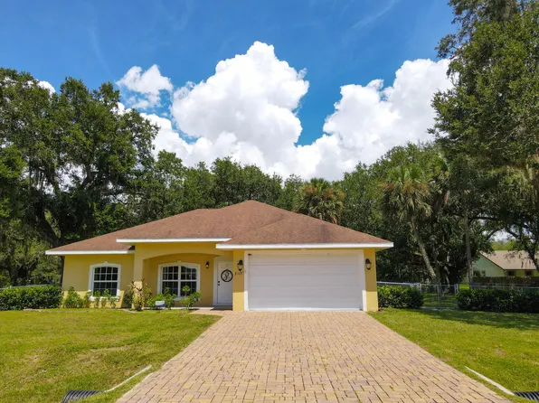 1107 SE 11th Street, Okeechobee, FL 34974