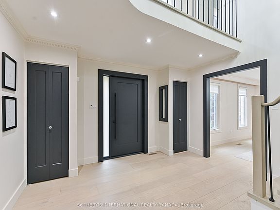 5th image of 23 Hill Farm Rd