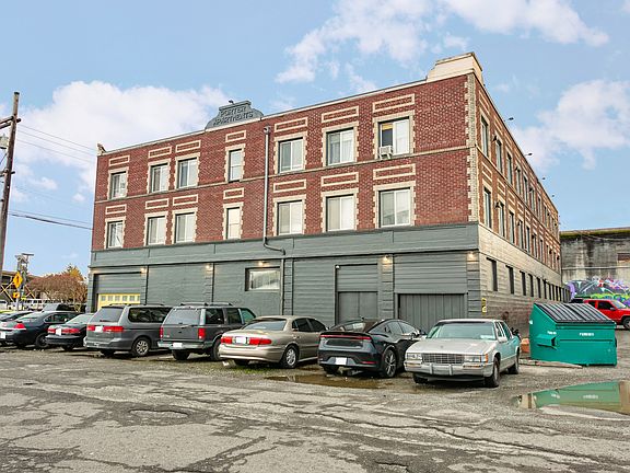 2nd image of 3502 McKinley Ave #3502C