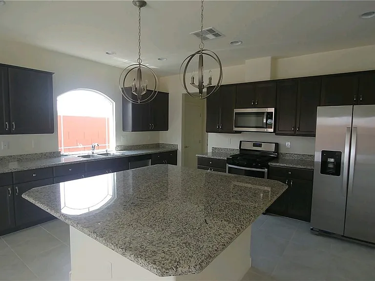 9896 Panther Hollow St — Photo 3