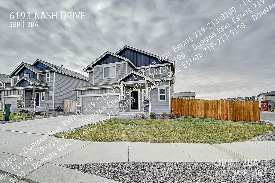 2 Story, 3-Bedroom Home with Air Conditioning! — Photo 3