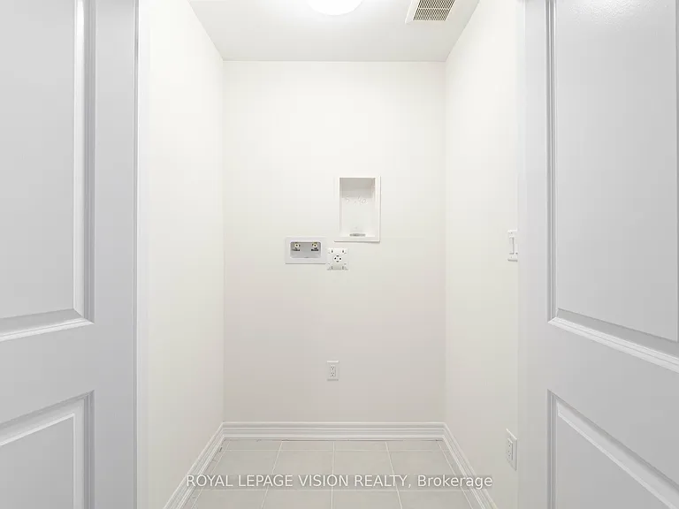 50 Folcroft St — Photo 32