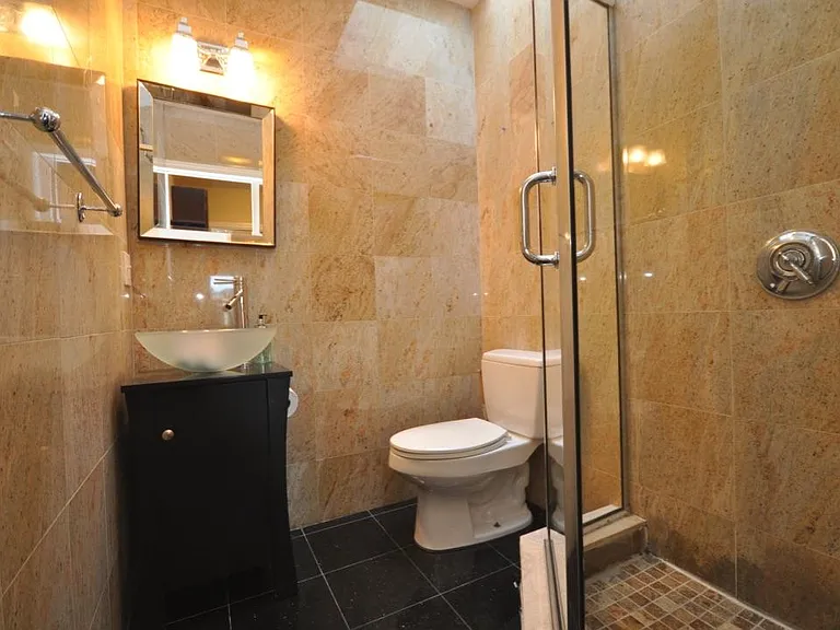 218 Newbury St #4F — Photo 11