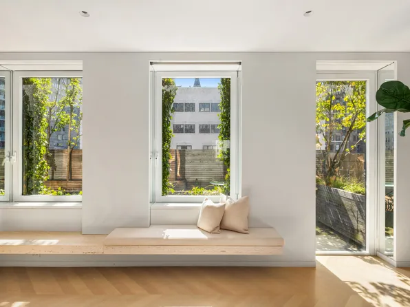 37 Warren Street image 17 of 20