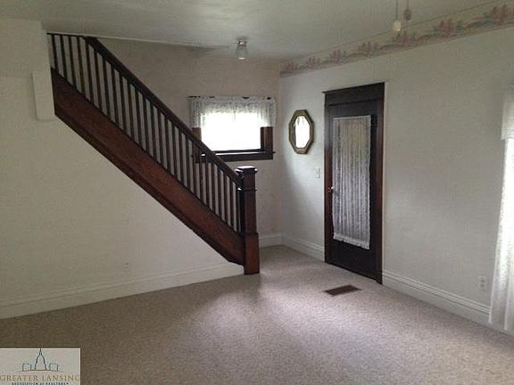 5th image of 138 S Hayford Ave