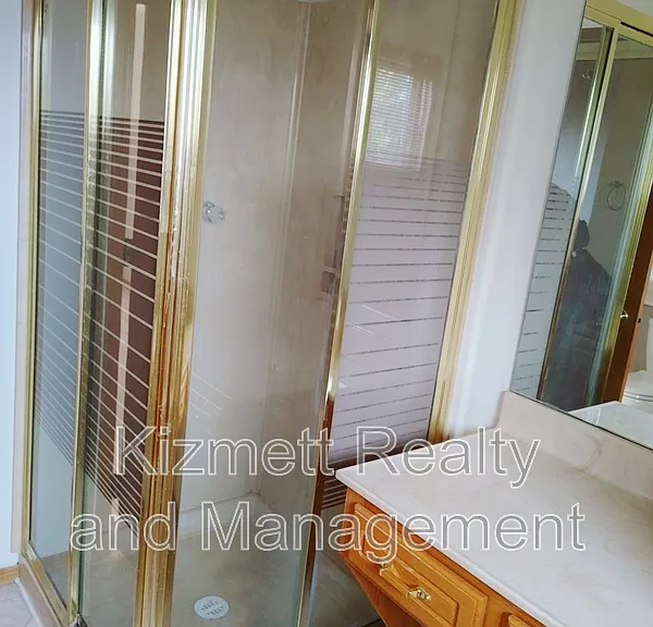 615 Forest Ln NW — Photo 10