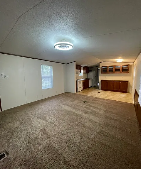 30 Aqua Dr — Photo 3