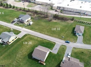 10 Grace Cir, Elkins, WV 26241