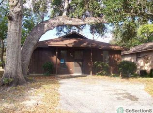 264 4th Ave, Chickasaw, AL 36611